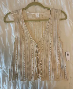 Old Navy Knot Tank Top thumbnail 1