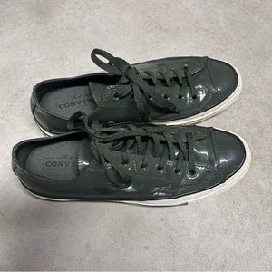 Converse Unisex Chuck Taylor Chuck 70 Patent Leather Low Military Green Shoes thumbnail 3
