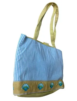 Quacker Factory Resort Blue White Seersucker Seashell Tote Bag Yellow Tr… thumbnail 5