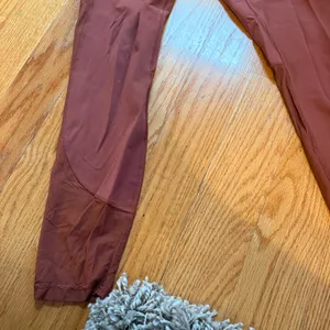⭐️lululemon athletica Women's Leggings in Rust Brown (Size 6) thumbnail 4