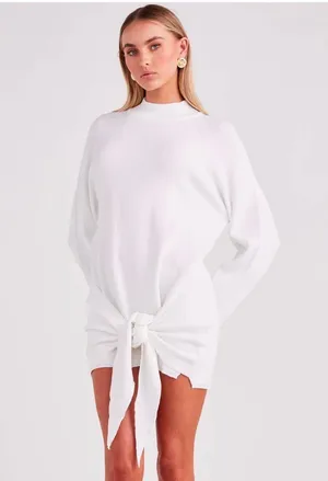 White Sweater Dress Size M thumbnail 1