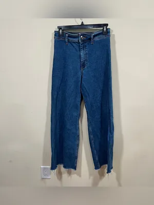 Zara marine wide jeans feature light indigo wash and a raw, cropped hem SZ6 EUC thumbnail 2