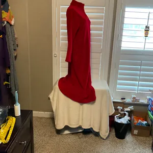Adonna Red Robe thumbnail 2