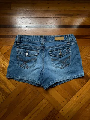 Tommy Hilfiger Low Rise Denim Shorts Size 4 thumbnail 2