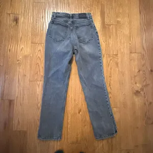 Abercrombie & Fitch 90’s ultra high rise straight black wash jeans 26/2 s thumbnail 11