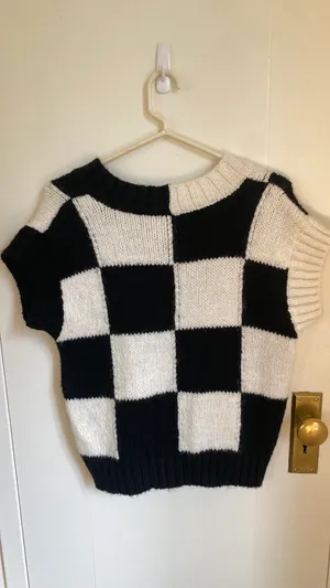 ZARA checkered sweater vest thumbnail 1