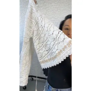 FREE PEOPLE Bell Sleeve Lace Duster in Ivory, One Size, New with Tag MSRP $128 thumbnail 9