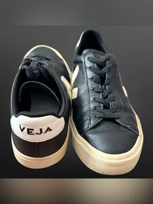 VEJA Campo Black & White Leather Sneakers — Women’s 10 thumbnail 3