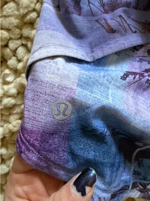 Lululemon Speed Shorts 2.5" Low-Rise thumbnail 3