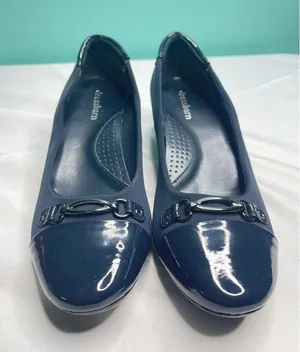 Dressbarn Patent Leather Flats with‎ Buckle Accent S-141 thumbnail 1