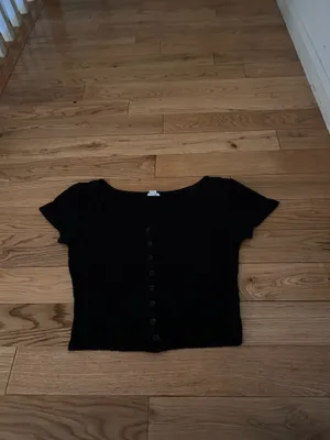 Garage Black Front Button Cropped T-Shirt thumbnail 2