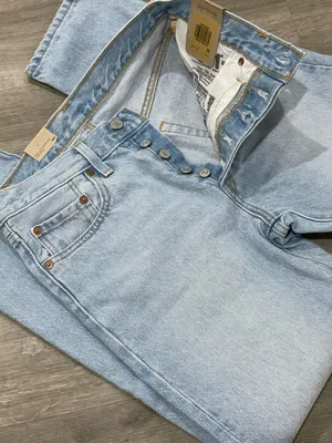 Levi’s 501 High-Rise Straight Leg jeans  thumbnail 3