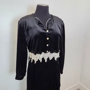 Vintage Ultra Dress New York Black Velvet Maxi Dress Lace Trim Grandma 90s 12 thumbnail 2