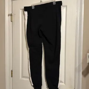 Love Bobbie Brooks pants Size L thumbnail 2