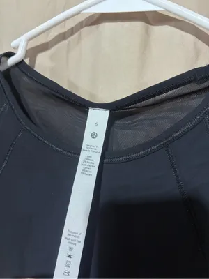 Lululemon tank top thumbnail 2