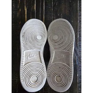 Nike Sneakers Women's Size 8 thumbnail 7