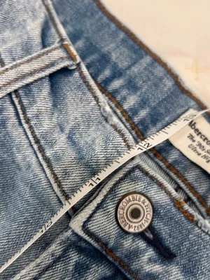 Abercrombie & Fitch the 90s slim straight ultra high rise jeans light wash 27/4 thumbnail 9