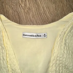 Abercrombie Yellow Blouse thumbnail 3