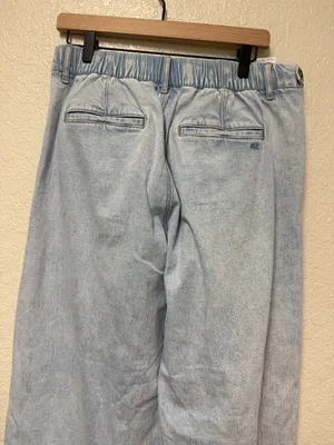 AMERICAN EAGLE Wide Leg Light Wash Jeans thumbnail 5