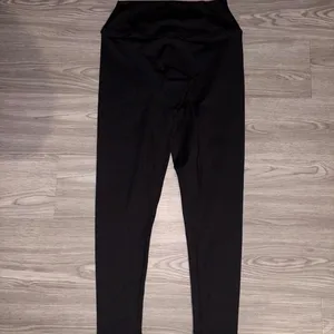 Set Active FormCloud High Rise Black Leggings thumbnail 4