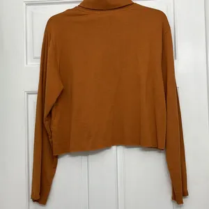 True Religion Turtleneck Raw Hem Gold Crop Top size‎ Medium thumbnail 5