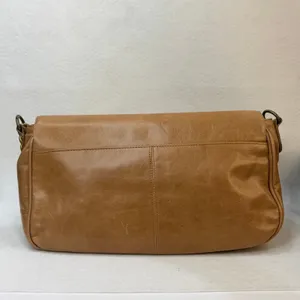 Hobo International Marilyn Shoulder Bag Tan Light Brown Gold Tone Hardware thumbnail 8