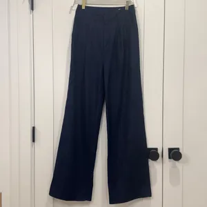 Gap Uniform Linen Pleated Pants 0 Navy Blue Minimal Chic Classic thumbnail 5