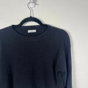 Aritzia Tna Women's Long Sleeve Waffle‎ Crew Top Black Sz XXS thumbnail 4