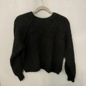 Wild Fable Womens Sweater Black Eyelash Knit Raglan Sleeve Medium thumbnail 3