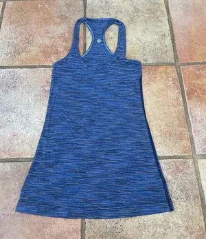 Lululemon reversible space dye striped blue tank size 2 thumbnail 1