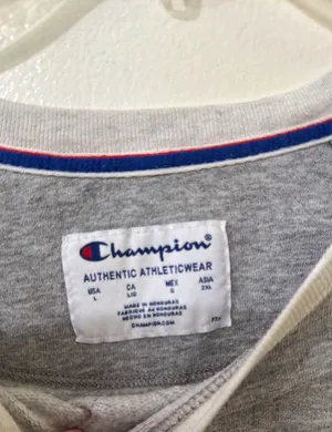 Champion Sweatshirt Women’s Gray size Large  thumbnail 3