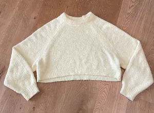 Nia - Cropped Raglan Knit Sweater in Lemon thumbnail 1