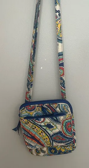 Vera Bradley Mini Hipster‎ thumbnail 1