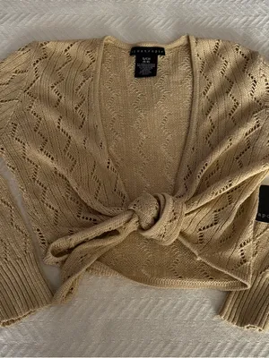 NWT Apostrophe knit cropped sweater size small thumbnail 1
