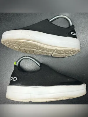 Oofos Oomg Eezee Women’s Size 6 Black Athletic Low Recovery Pull On Shoes thumbnail 2