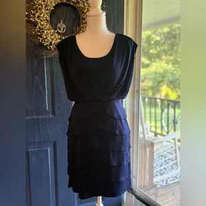 $125 LAUNDRY BY SHELLI SEGAL Navy Blue Tulip Tiered Sleeveless Cocktail Dress 4 thumbnail 3