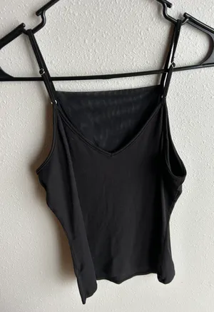 Buckle Black Tank Top thumbnail 3