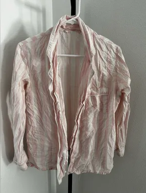 Victoria’s Secret size medium cotton long sleeve pajama top thumbnail 1