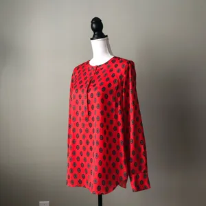 J. CREW FACTORY | Red Emblem Patterned Blouse Sz S thumbnail 4