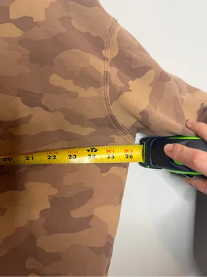 Lululemon Perfectly Oversized Crew Size 8 Heritage 365 Camo Beige Sweatshirt thumbnail 5
