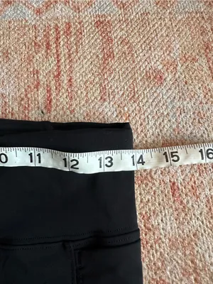Lululemon On Pace Short *10" Black W7AOFS size 8 bike shorts thumbnail 4