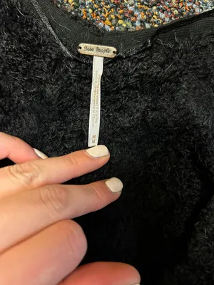 Sweater thumbnail 2