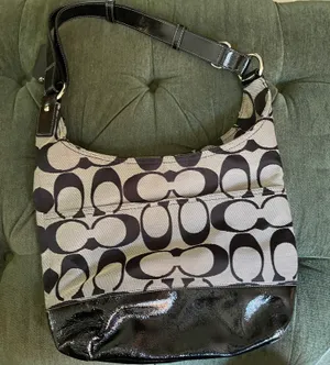 Purse thumbnail 2