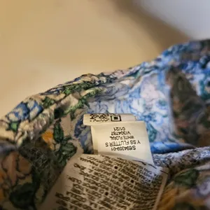 Old Navy Oversized Springtime Floral-Print Square-Neck Top Casual Multicolor thumbnail 9