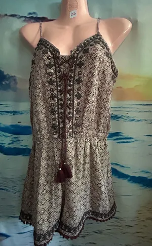 American Eagle Boho Lace-Up Tassel Romper in Cream & Burgundy SM NWOT thumbnail 1