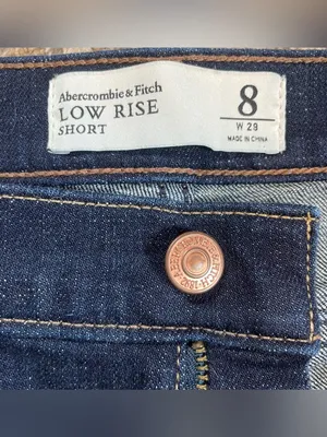 Abercrombie & Fitch Low Rise Short dark wash denim thumbnail 4