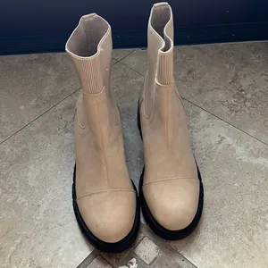 Combat boots size 8.5 thumbnail 3
