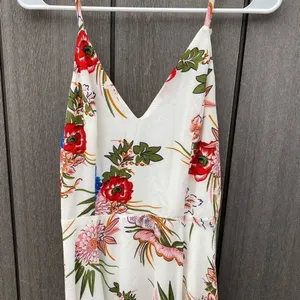 Love & Other Things Floral Maxi Dress‎ nwt thumbnail 2