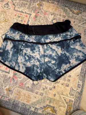 Lululemon 2.5" Hotty Hot Shorts Blue and White Tie Die thumbnail 2