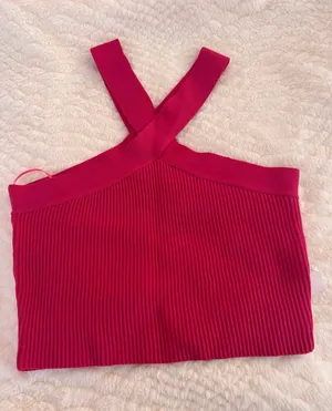 Fuchsia crop top  thumbnail 2
